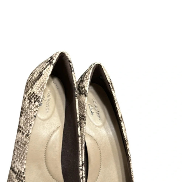 Clark’s Adriel Viola,Women shoes,NEW,Taupe snake,animal print,3.5 “ heel ,solid - Picture 8 of 13